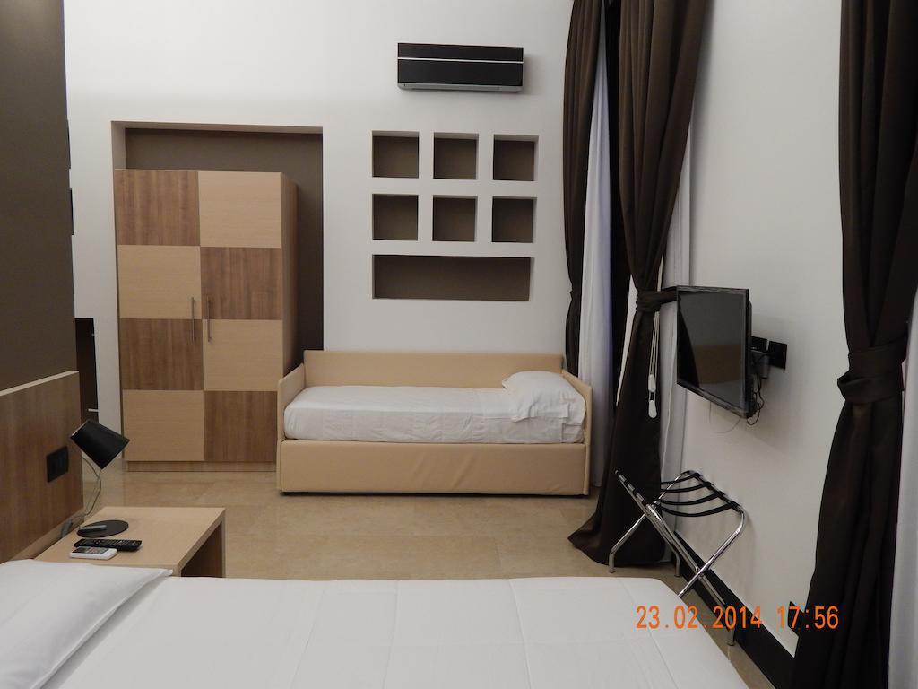B&B Del Duomo メッシーナ 部屋 写真